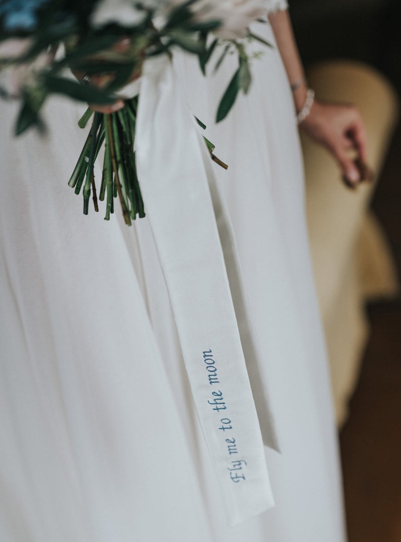 Bouquet Band in elfenbein für Brautstrauß aus Seide - weddorable